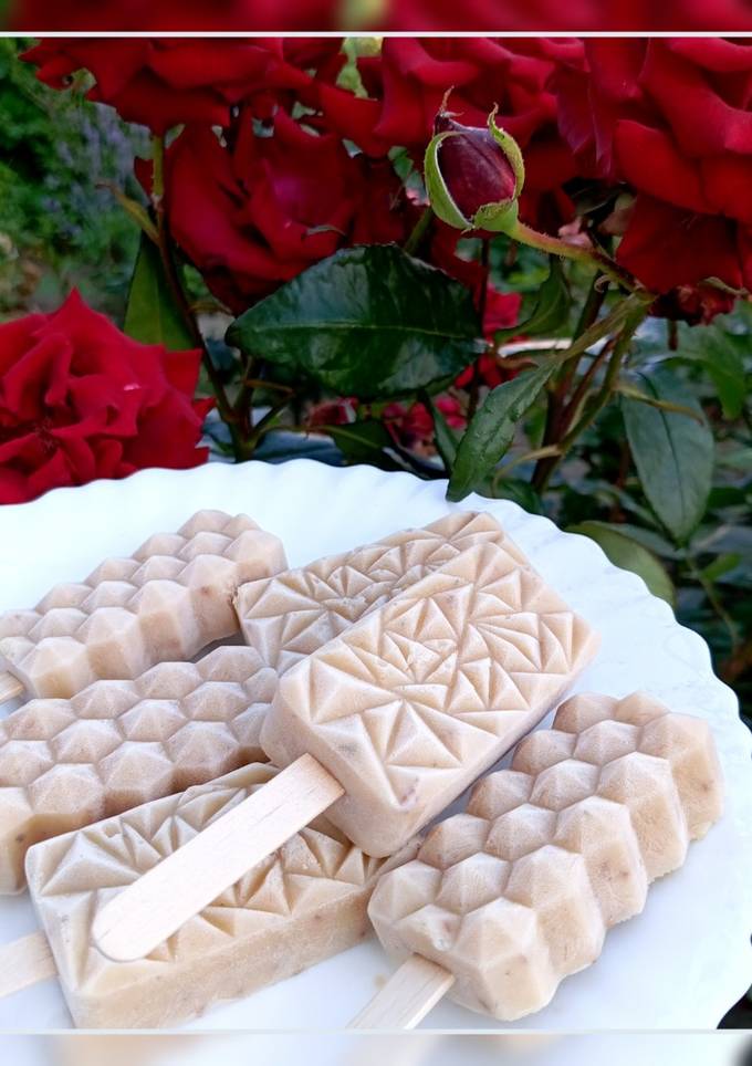 🍦 Морозиво ванільне з яблуком, шовковицею та згущеним молоком 🍦