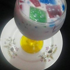 Milk tukmalanga jelly ka sharbot A picture of Milk tukmalanga jelly ka sharbot.