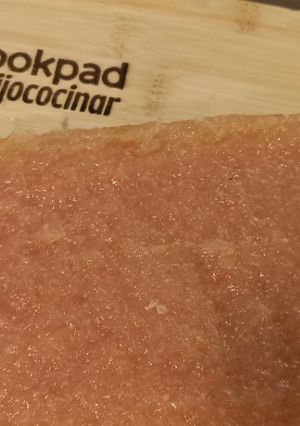Una foto de Dulce de membrillo 🍈