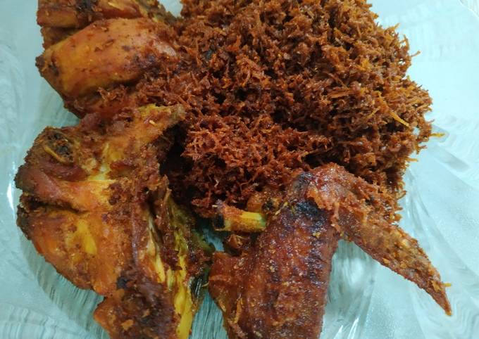 Ayam goreng serundeng