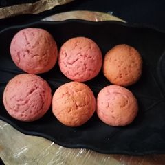 A picture of Antioxidant rich beetroot cookies.