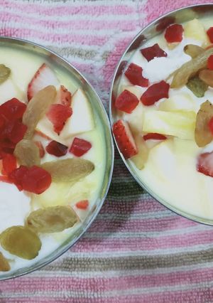 A picture of Fruit custard.