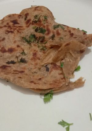 Churchur Dal paratha रेसिपी मुख्य फोटो