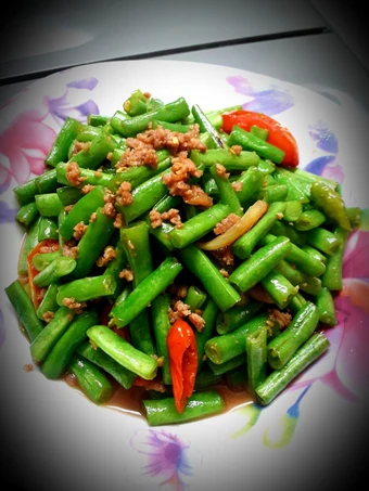 Langkah Mudah untuk Membikin Resep  Tumis Buncis Daging Cincang yang Enak Banget, Lezat