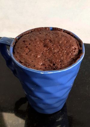 A picture of 2 minutes mug cake.