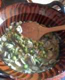 Hongos y flor de calabaza