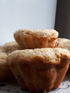 Una foto de Muffins de avena rellenas sin azúcar