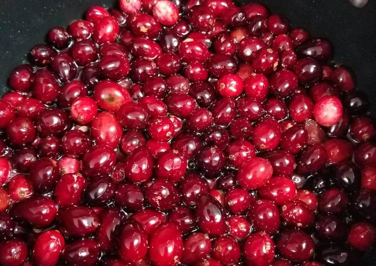 Steps to Prepare Ultimate Old Fashioned cranberry sauce