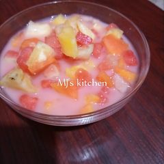 A picture of Mixed fruit yogi.