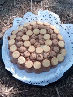 Una foto de Tarta de chocolate y galletas príncipe