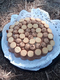 Una foto de Tarta de chocolate y galletas príncipe