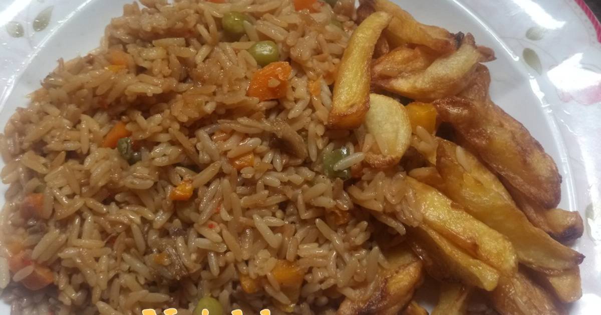 Fried rice and chips Recipe by Najahlere's Cake nd Chop's 💞 Cookpad