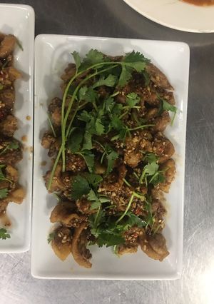 Hình của món Vịt chiên giòn sốt xì dầu.