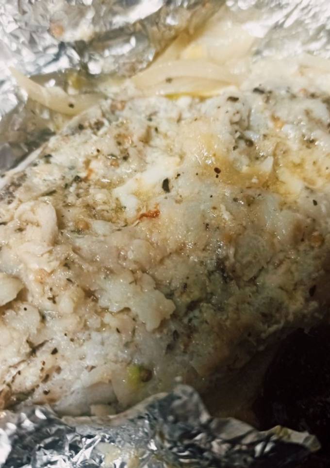 Минтай в духовке с маслом