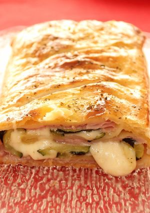 Foto principal de Rollo de hojaldre zucchini y jamón