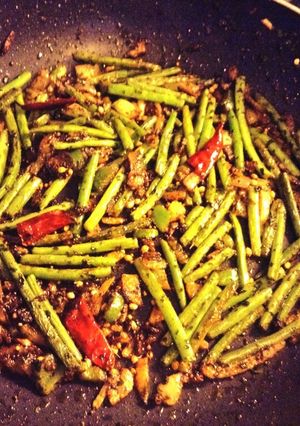 A picture of Sautéed green beans.