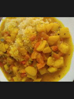 Una foto de Arroz con verduras al curry