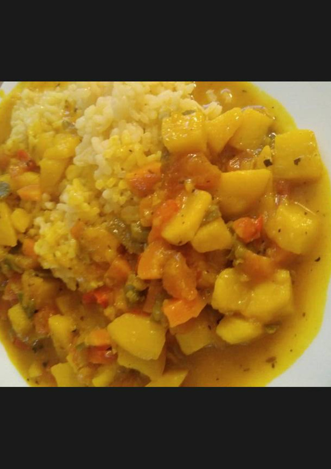 Una foto de Arroz con verduras al curry