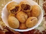 A picture of dry kachori