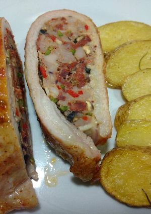 Una foto de Matambre de cerdo relleno a los dos chorizos