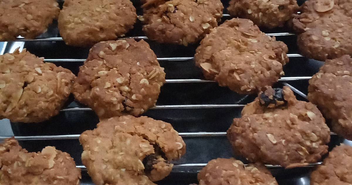 Resep Oatmeal Cookies With Almond Oleh Fani Tjioe - Cookpad