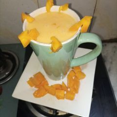 A picture of Mango shake 😋.