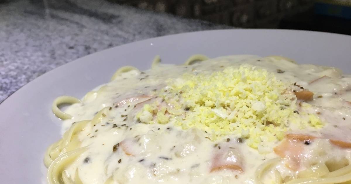 Resep Easy Fettuccini Carbonara 🌿 oleh Kamila A Cookpad
