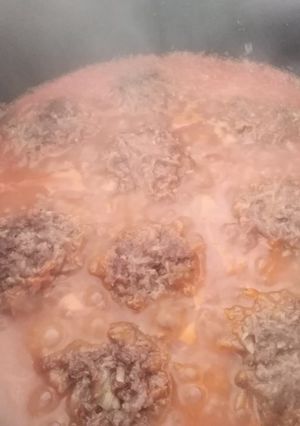 Una foto de Albóndigas en salsa de tomate