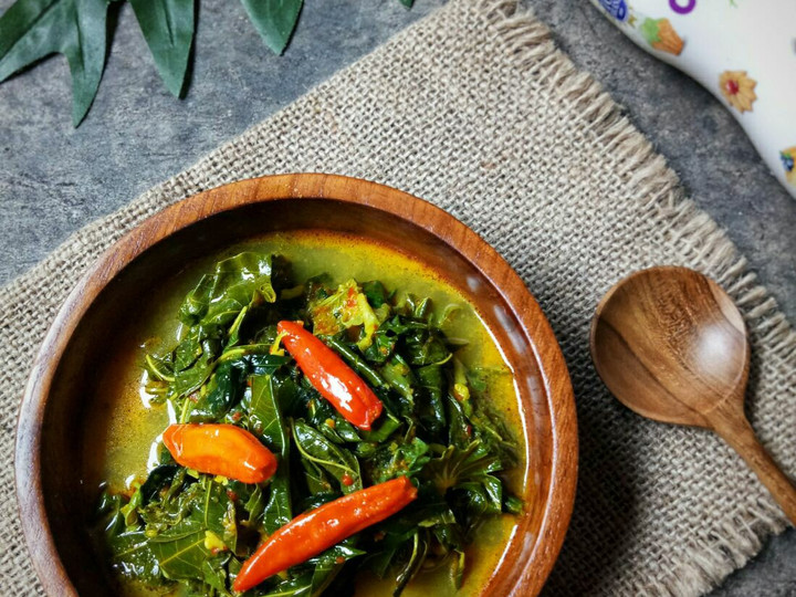 Cara Gampang Membuat Gulai Daun Singkong, Enak