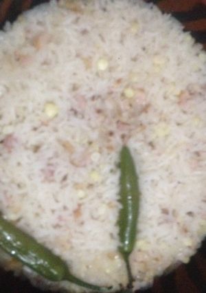Una foto de Arroz con tocino