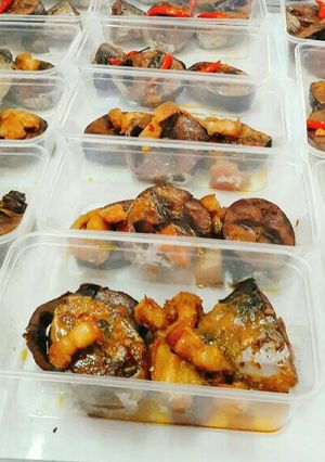 Hình của món Cá Ngừ Kho Ba rọi.