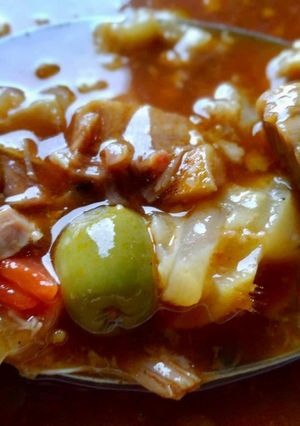 A picture of Callos de Garbanzos.