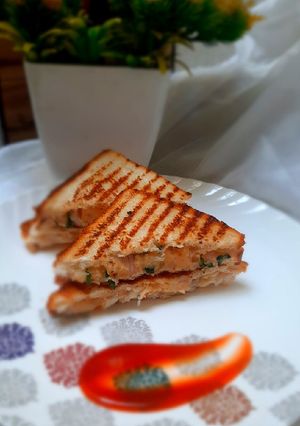 A picture of Potato sandwiches.