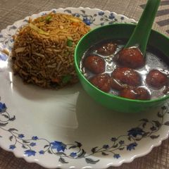 A picture of Fried Rice Manchurian.