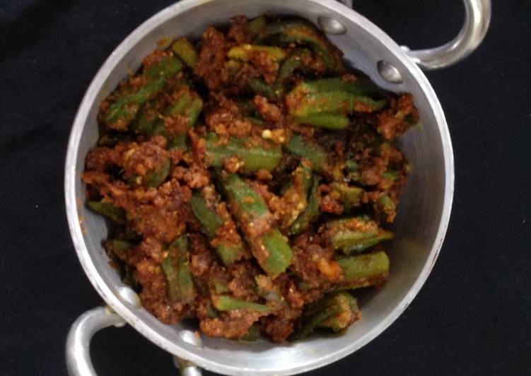 Step-by-Step Guide to Prepare Favorite Besan wali Bhindi