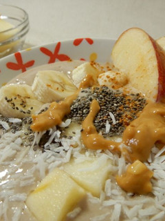 香蕉蘋果果昔碗 的食譜成品照片