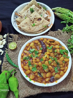 વાલનું શાક (Val Shak Recipe in Gujarati) રેસીપી મુખ્ય ફોટો