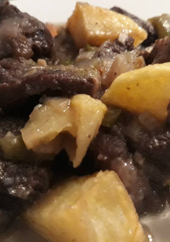Una foto de Carne estofada con patatas