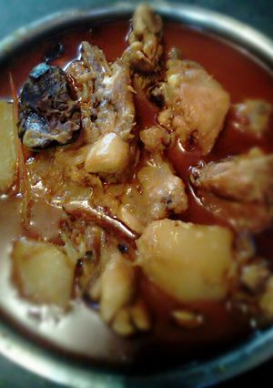 A picture of Chicken curry.