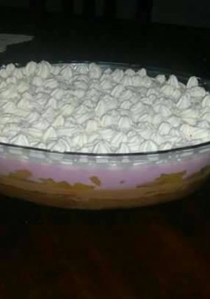 Una foto de Postre con Vainillas y Flan