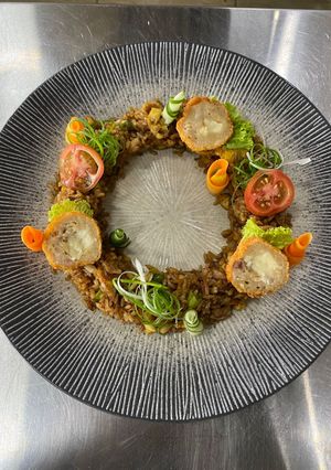 Foto resep Fried Rice with Chicken Bolls