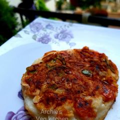 A picture of Veg uttapam.
