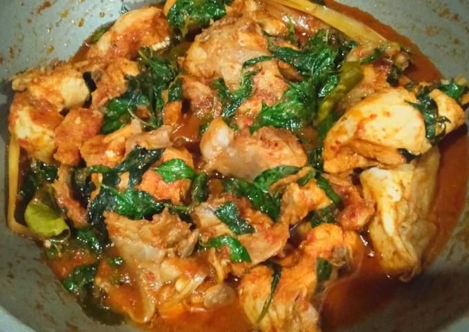 Ayam Rica Rica Bali dengan Kemangi