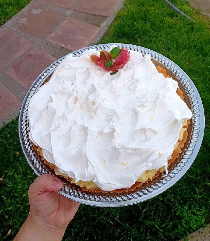 Una foto de Lemon pie clásico 🍋🌿