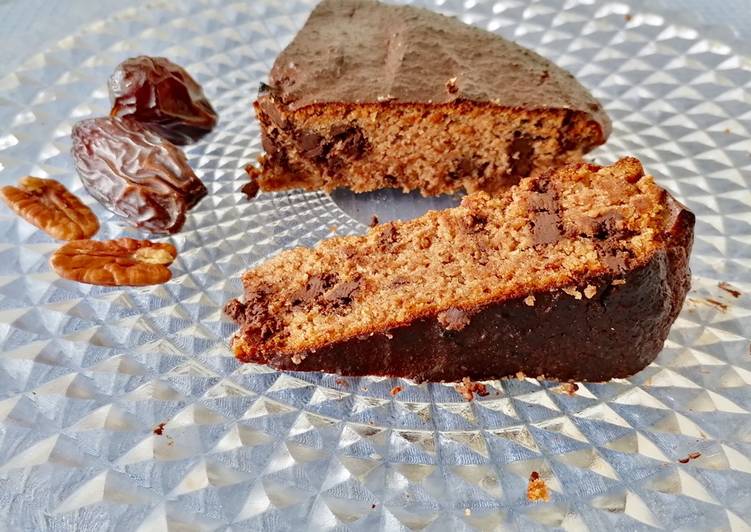 Tarta de almendras, nueces y dátiles sin gluten