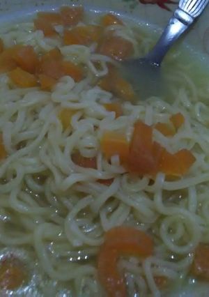 صورة لوصفة اندومي بالجزر🍜