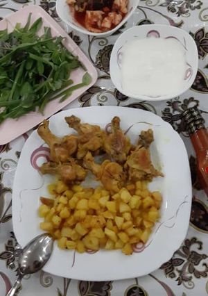 عکسی از دستور پاچین وسیب زمینی نگینی یه شام خوشمزه😋