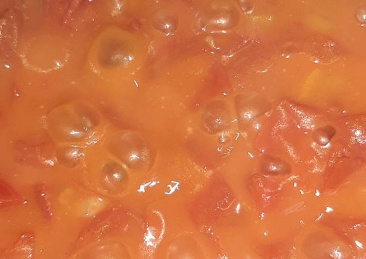 Steps to Make Speedy Tomatoe and onion sauce