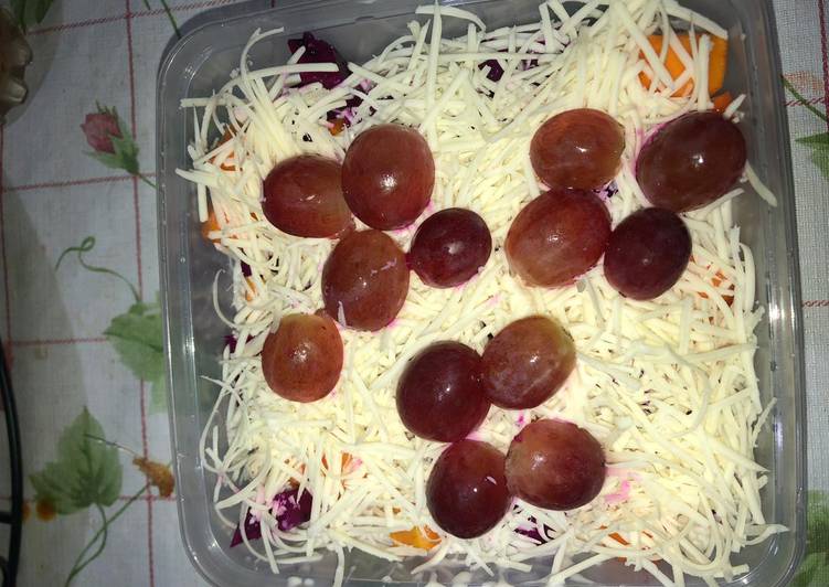 BIKIN NAGIH! Inilah Cara Membuat Salad buah ala dina Anti Gagal
