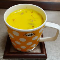 A picture of Haldi ka Doodh.